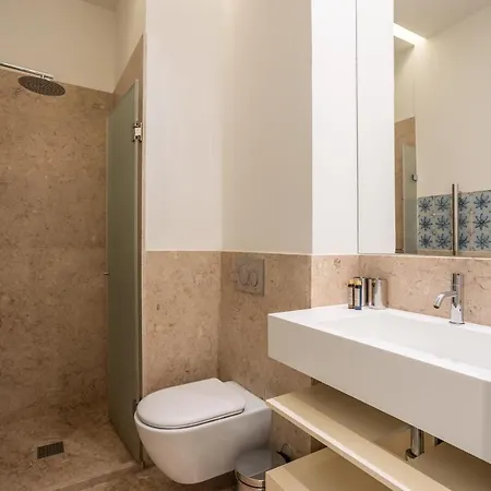Daire Chic Tailor Made Flat In Chiado *