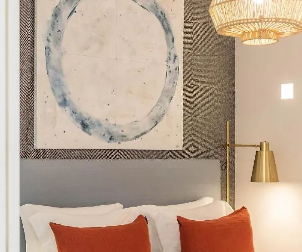 Apartment Chic Tailor Made Flat In Chiado *